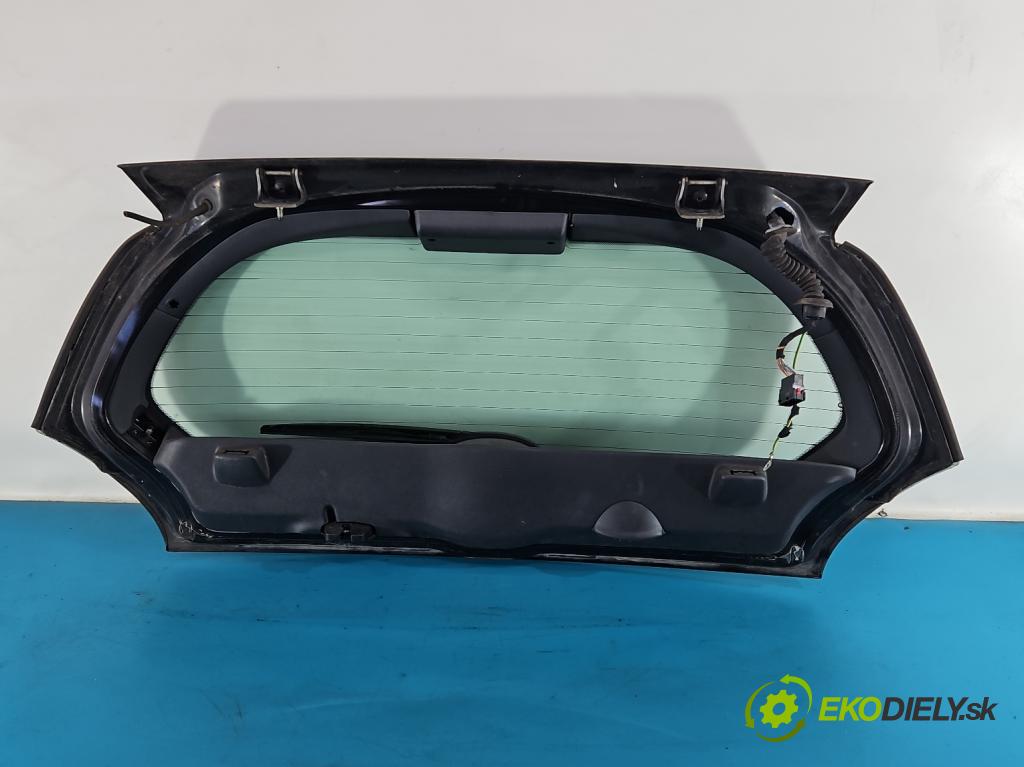 Citroen C2 1.1 8V 60 HP manual 44 kW 1124 cm3 3- zadna kufor  (Kapota zadná (kufor))