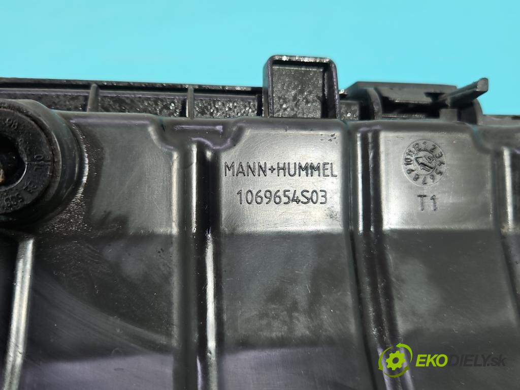 Skoda Octavia III 2013- 1.4 tsi 140 HP manual 103 kW 1395 cm3 5- obal filtra vzduchu 04E129611G (Obal vzduchového filtra)