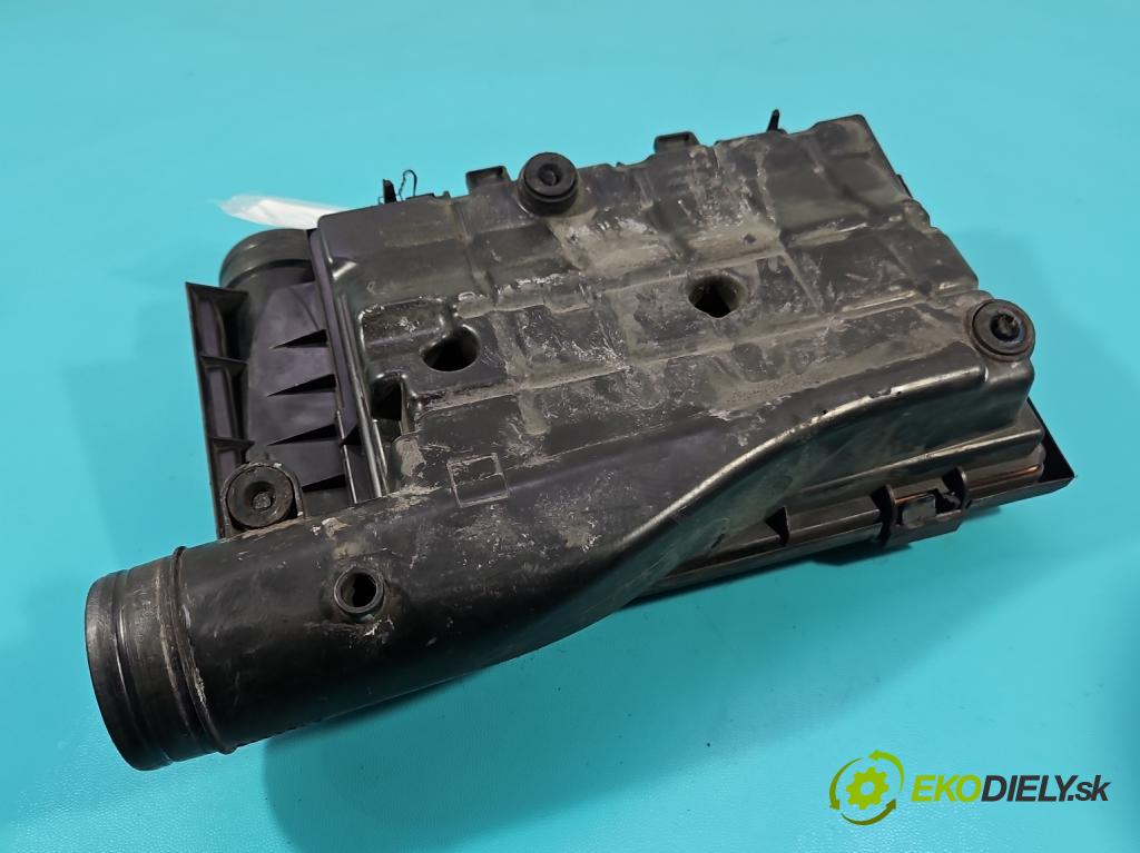 Skoda Octavia III 2013- 1.4 tsi 140 HP manual 103 kW 1395 cm3 5- obal filtra vzduchu 04E129611G (Obal vzduchového filtra)