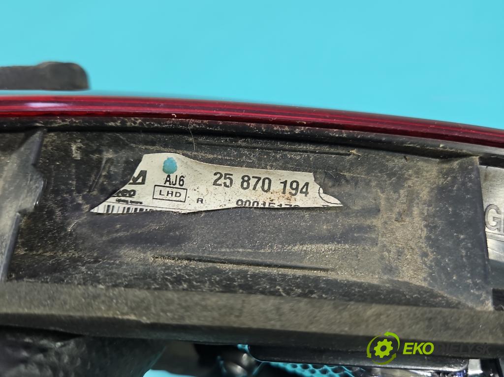 Opel Astra IV 2009-2015 1.4 T 140 HP manual 103 kW 1364 cm3 4- svetlo / reflektor zadné pravé 25870194 (Kľučka dverí ostatné)