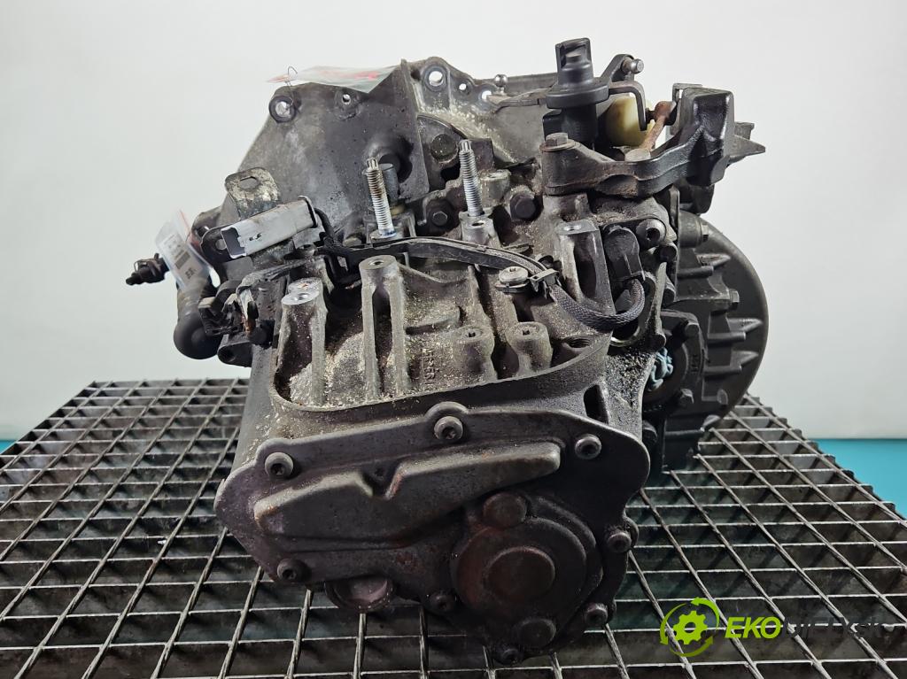 Peugeot 308 II 2013-2021 1.6 hdi 120 HP manual 88 kW 1560 cm3 5- prevodovka stupeň,rýchlosť manual 20MB39