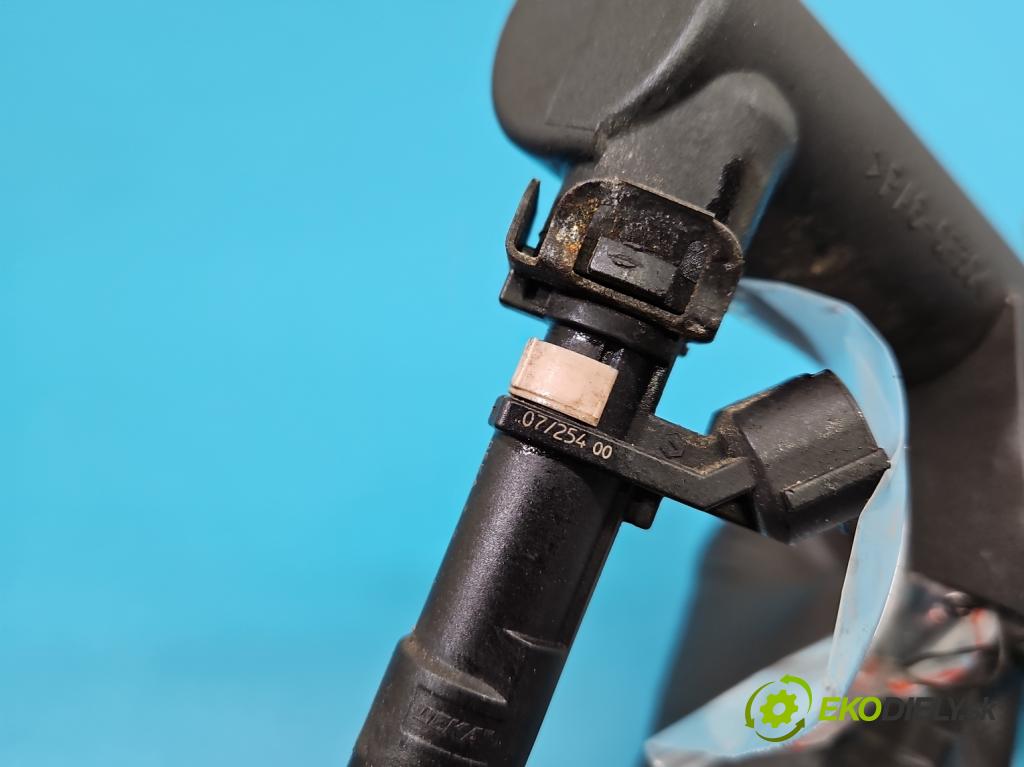 Citroen C4 Grand picasso I 2006-2013 1.8 16V EW7AF 125 HP manual 92 kW 1749 cm3 5- vstrek 7275N00823 (Vstrekovač paliva)