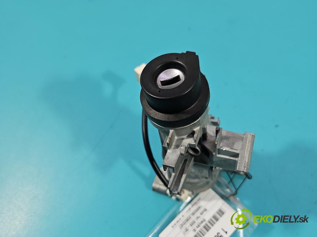 Skoda Yeti 2009-2017 2.0d 170 hp manual 125 kW 1968 cm3 5- spínací skříňka 5K0905865 (Spínací skříňka)