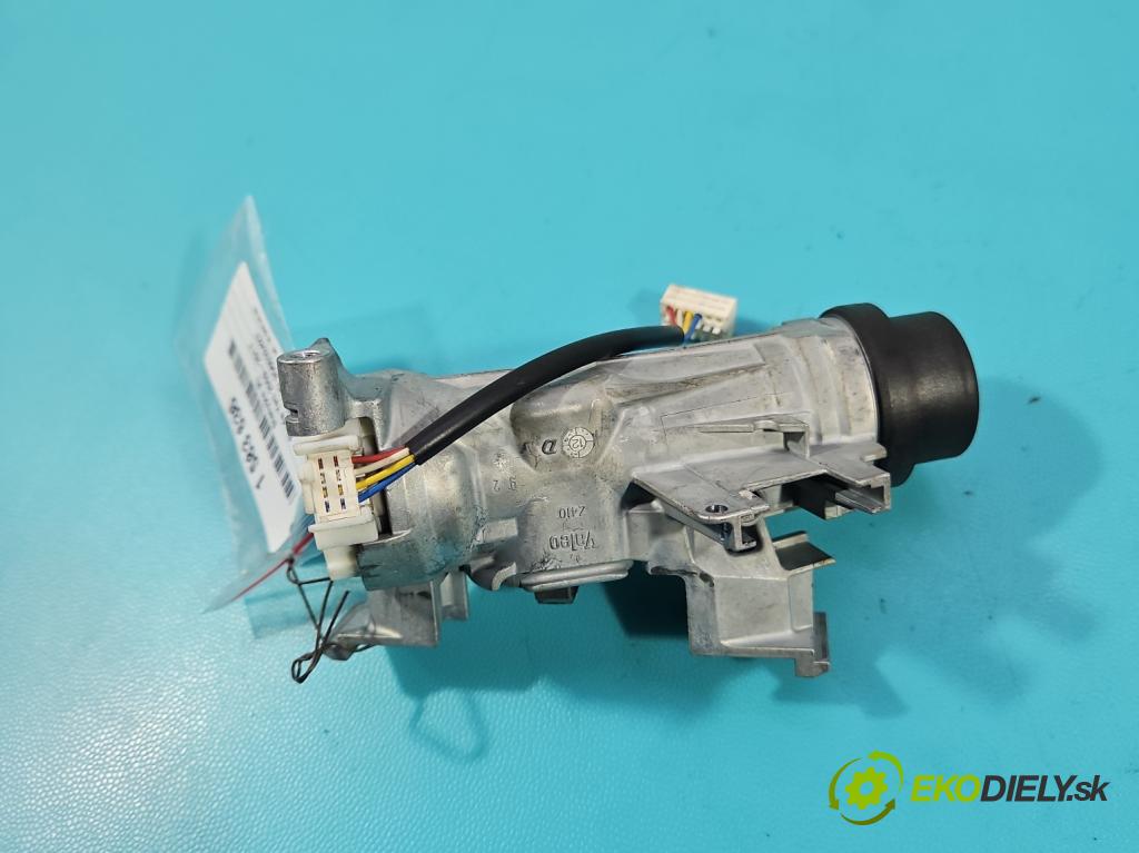 Skoda Yeti 2009-2017 2.0d 170 hp manual 125 kW 1968 cm3 5- spínací skříňka 5K0905865 (Spínací skříňka)