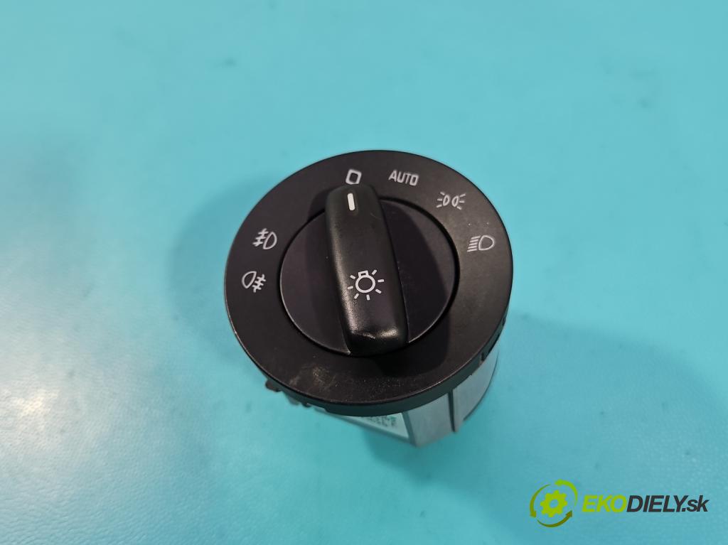 Skoda Yeti 2009-2017 2.0d 170 hp manual 125 kW 1968 cm3 5- Přepínač světel na deska: 5L0941431E