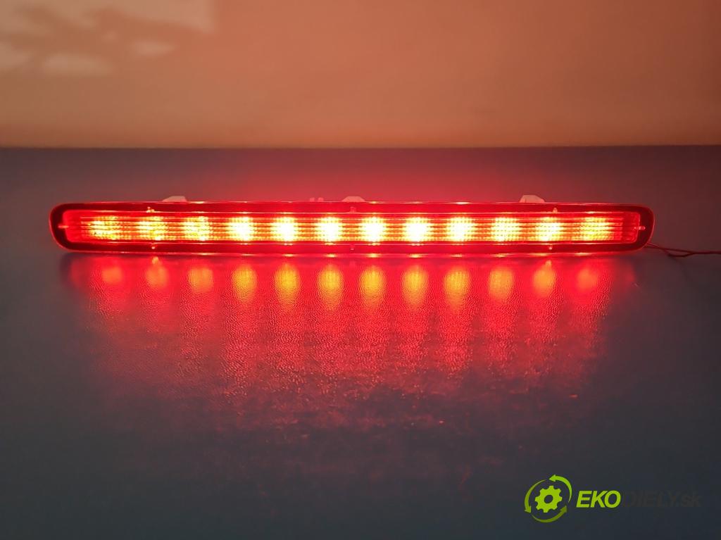 Skoda Yeti 2009-2017 2.0d 170 hp manual 125 kW 1968 cm3 5- světlo: 