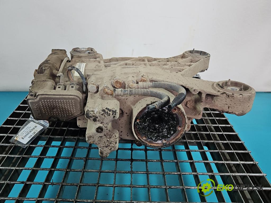 Skoda Yeti 2009-2017 2.0d 170 HP manual 125 kW 1968 cm3 5- Most: zadní: HAA