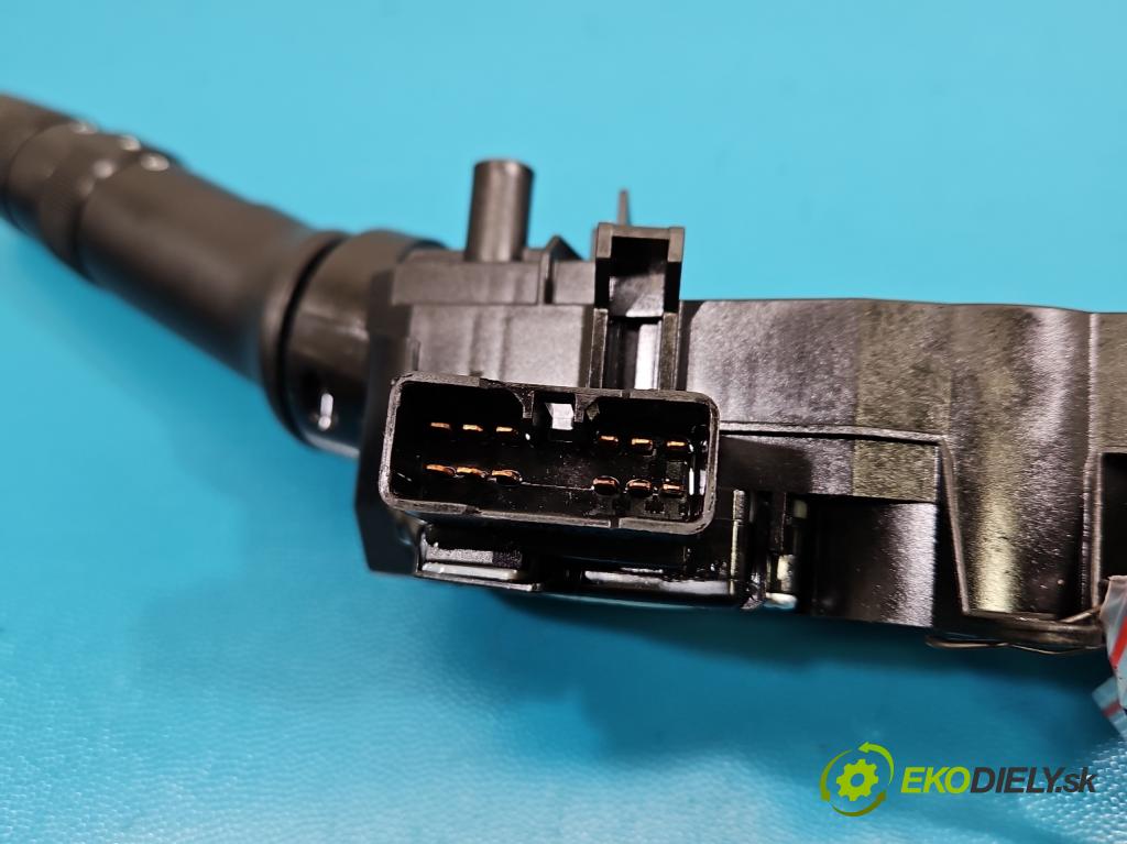 Hyundai I20 I 2008-2014 1.2 16V 78 HP manual 57.2 kW 1248 cm3 5- prepínač komplex: 93420-1J110 (Prepínacie páčky pod volantom)