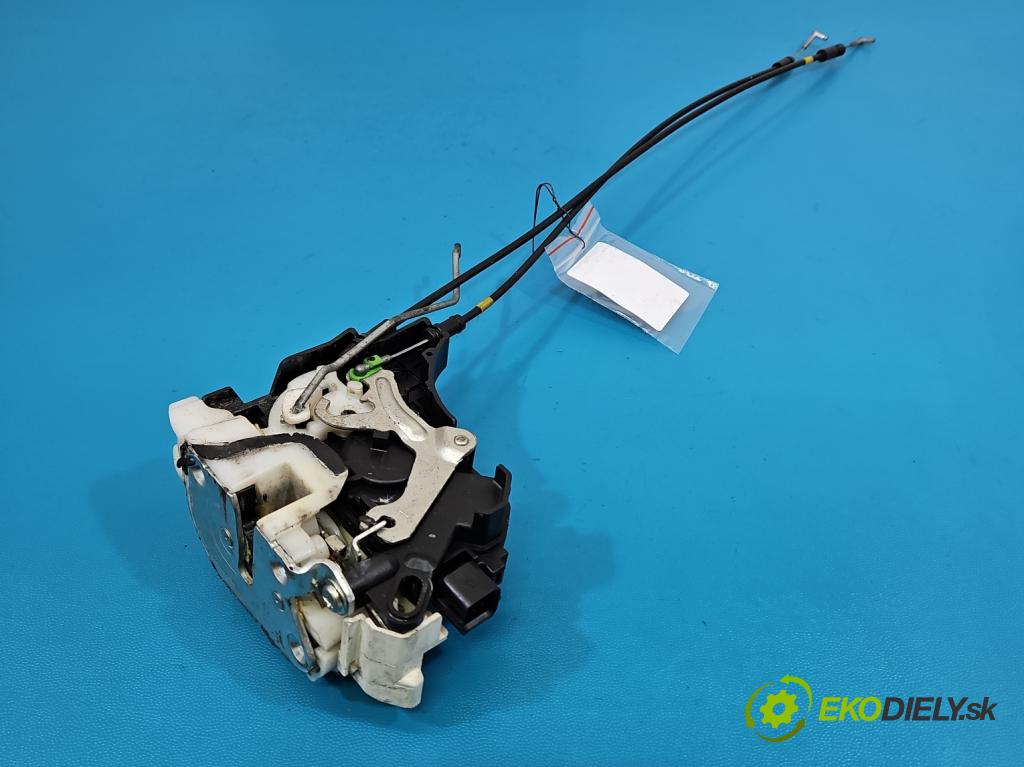 Mitsubishi Outlander II 2006-2013 2.0 DI-D 140 HP manual 103 kW 1968 cm3 5- zámok predné ľavý 