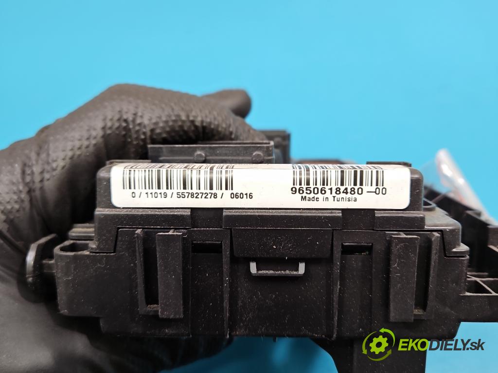 Citroen Xsara Picasso 1.6 hdi 90 HP manual 66 kW 1560 cm3 5- riadiaca jednotka ostatné 9650618480