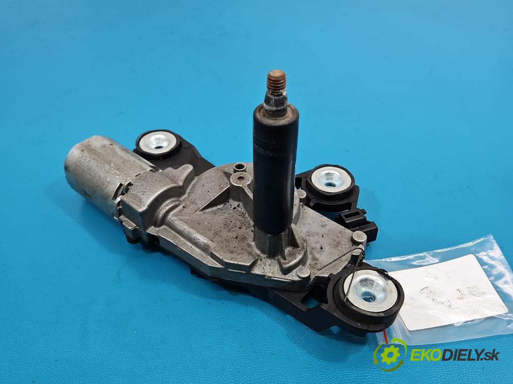 Ford Focus Mk2 2004-2011 1.8 tdci 116 HP manual 85 kW 1753 cm3 5- motor stieračov zadné 0390201823
