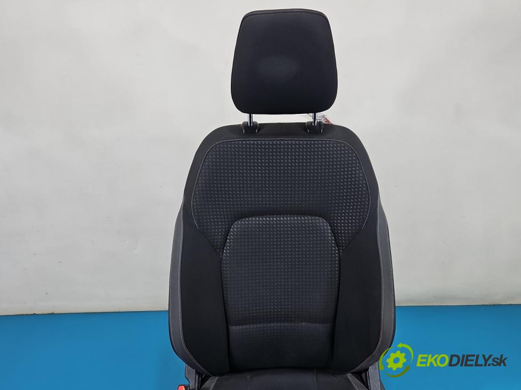 Ford Focus Mk4 2018- 1.0 ecoboost 125 HP manual 92 kW 999 cm3 5- Sedačka ľavý  (Sedadlo)