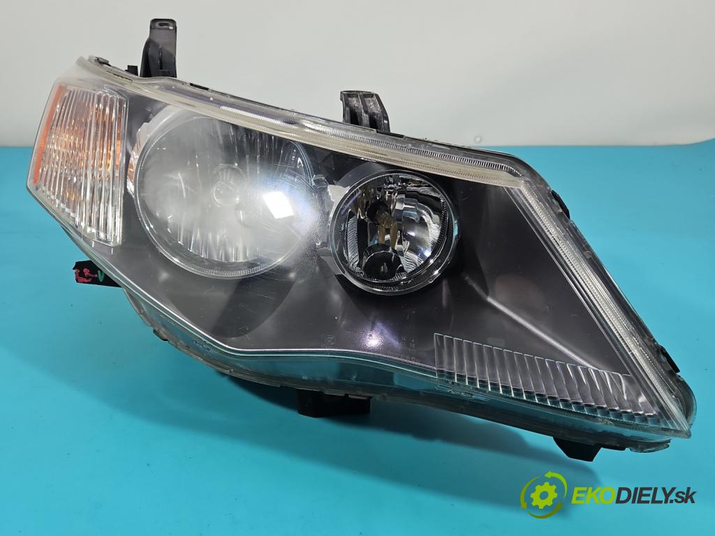 Mitsubishi Outlander II 2006-2013 2.0 DI-D 140 HP manual 103 kW 1968 cm3 5- Reflektor: pravý  (Svetlo predné pravé)