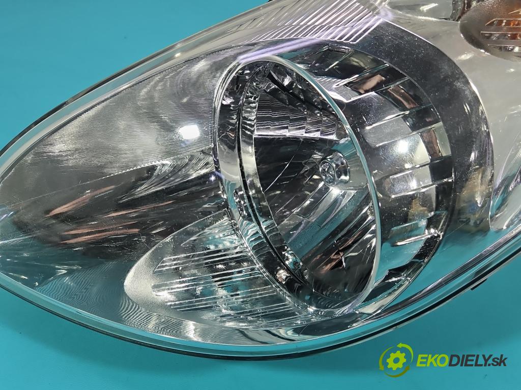 Hyundai I20 I 2008-2014 1.2 16V 78 HP manual 57.2 kW 1248 cm3 5- Reflektor: ľavý 92101-1J0XX (Kľučka dverí ostatné)