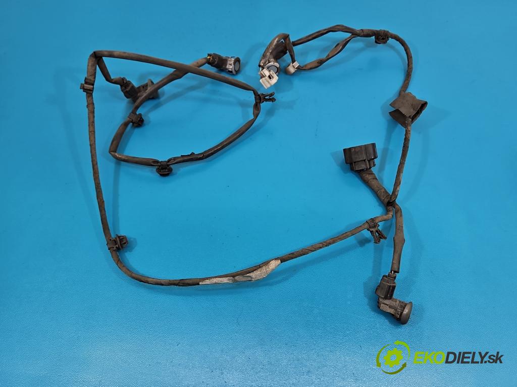 Mitsubishi Outlander II 2006-2013 2.0 DI-D 140 HP manual 103 kW 1968 cm3 5- snímač parkovaní: