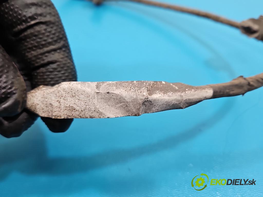 Mitsubishi Outlander II 2006-2013 2.0 DI-D 140 HP manual 103 kW 1968 cm3 5- snímač parkovaní: