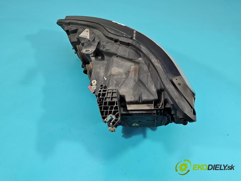 Audi A6 C7 2011-2018 2.0 tdi 177 HP automatic 130 kW 1968 cm3 5- Reflektor: pravý 4G0941044J (Svetlo predné pravé)