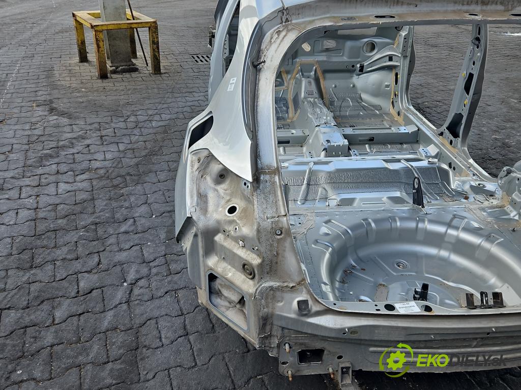 Ford Focus Mk4 2018- 1.0 ecoboost 125 HP manual 92 kW 999 cm3 5- blatník zadné ľavý