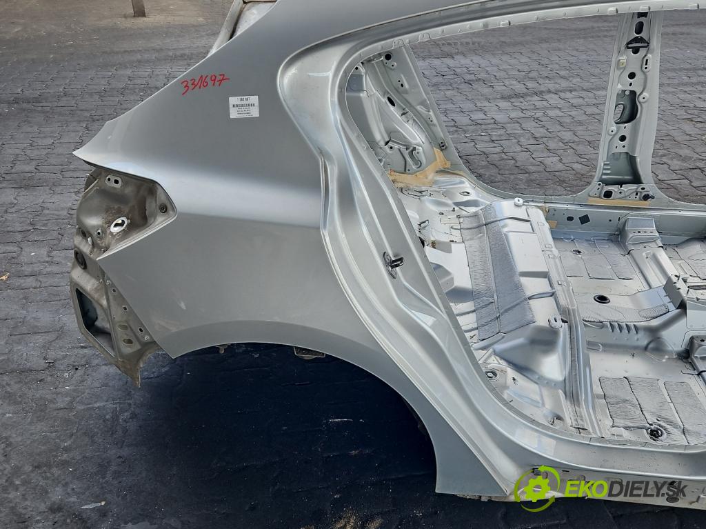 Ford Focus Mk4 2018- 1.0 ecoboost 125 HP manual 92 kW 999 cm3 5- blatník zadné pravý 