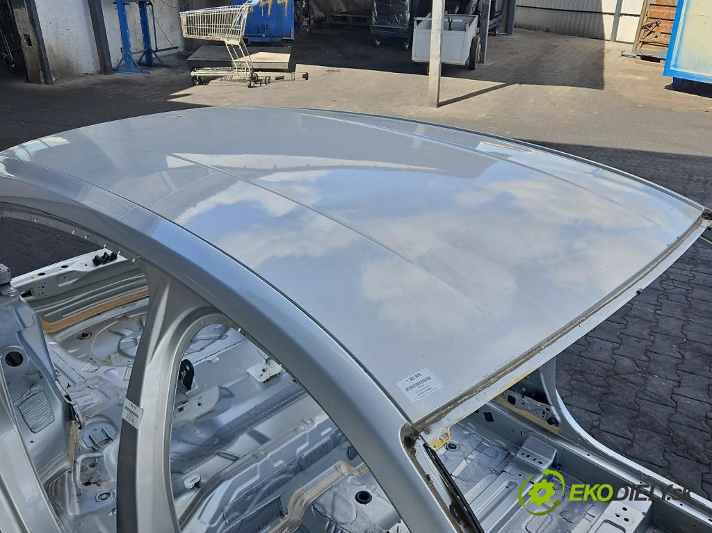 Ford Focus Mk4 2018- 1.0 ecoboost 125 HP manual 92 kW 999 cm3 5- strecha 