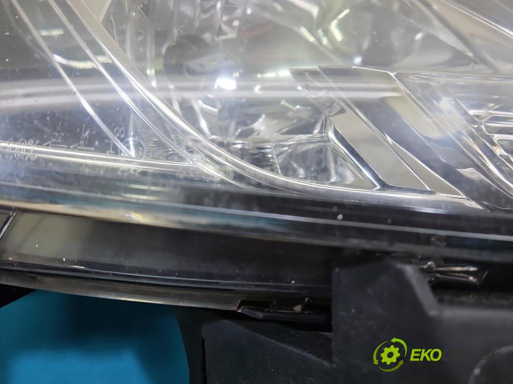 Mazda 6 II GH 2007-2012 2.2 citd 125 HP manual 92 kW 2184 cm3 5- Reflektor: pravý  (Svetlo predné pravé)