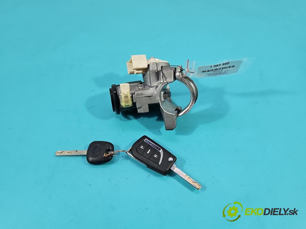 Toyota Verso 2009-2018 2.0 D4D 125 HP manual 92 kW 1998 cm3 5- Spínačka 45020-0203 (Spínacia skrinka)
