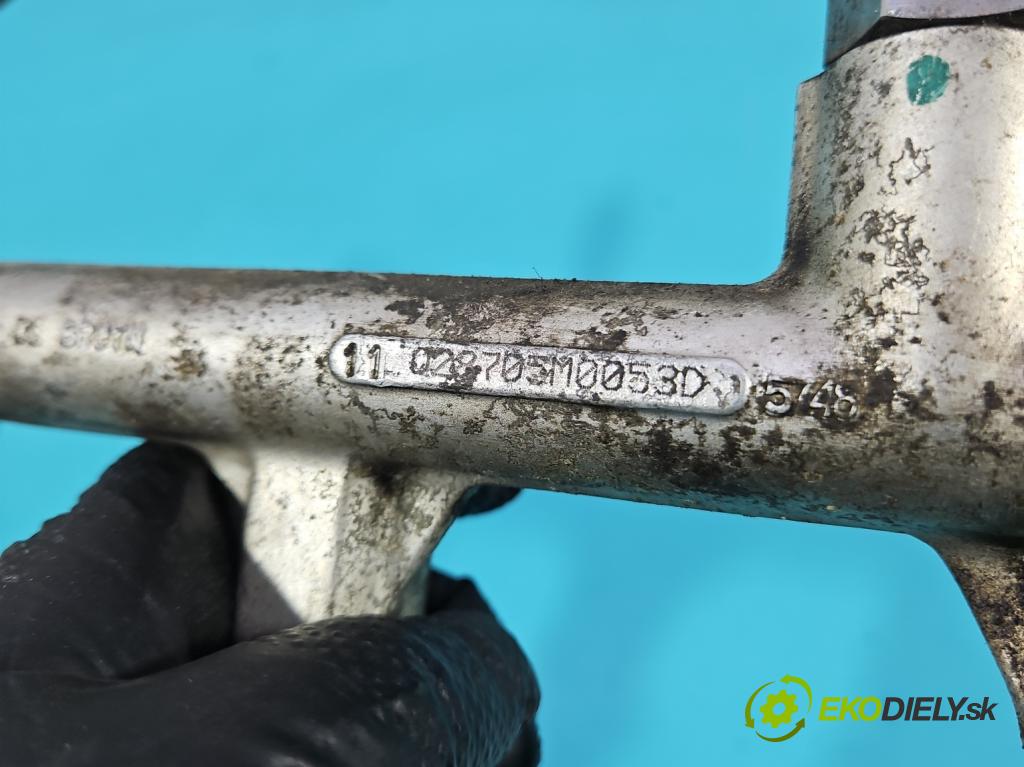 Opel Signum 2.2 16V 155 HP manual 114 kW 2198 cm3 5- vstrek 3860-501 (Vstrekovač paliva)