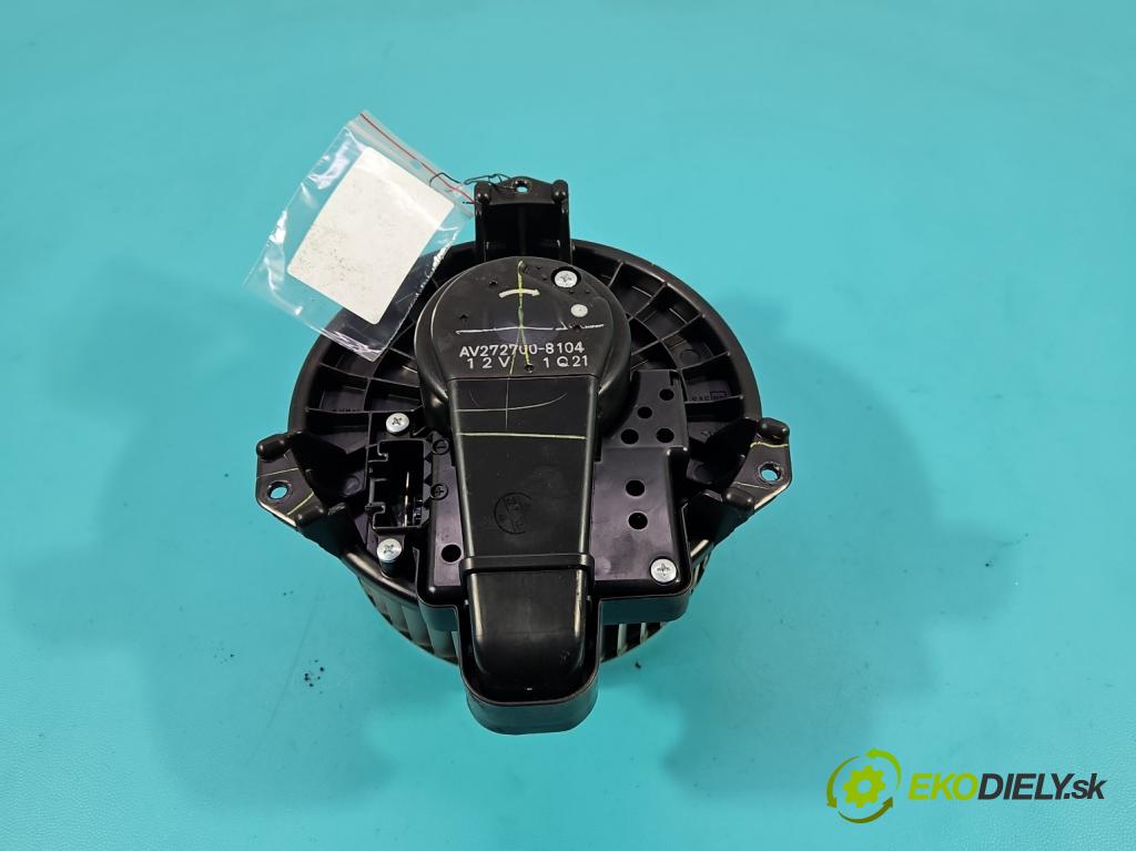 Toyota Verso 2009-2018 2.0 D4D 125 HP manual 92 kW 1998 cm3 5- ventilátor vzduchu AV272700-8104