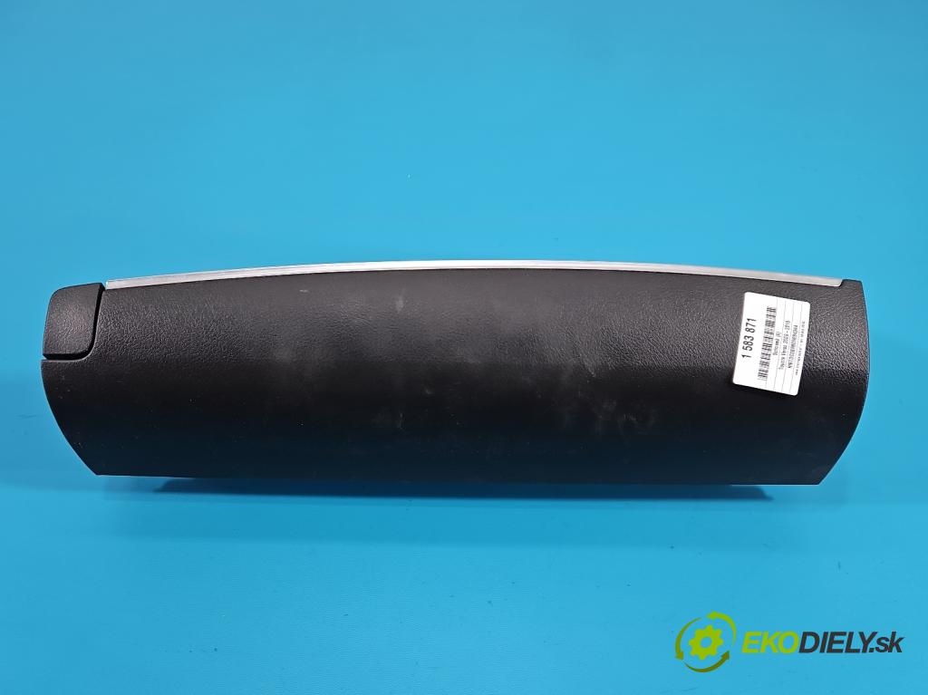 Toyota Verso 2009-2018 2.0 D4D 125 HP manual 92 kW 1998 cm3 5- kastlík 55437-0F020