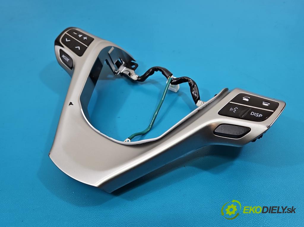 Toyota Verso 2009-2018 2.0 D4D 125 hp manual 92 kW 1998 cm3 5- Přepínač multifunkční: řízení:  (Páčky pod volantem)