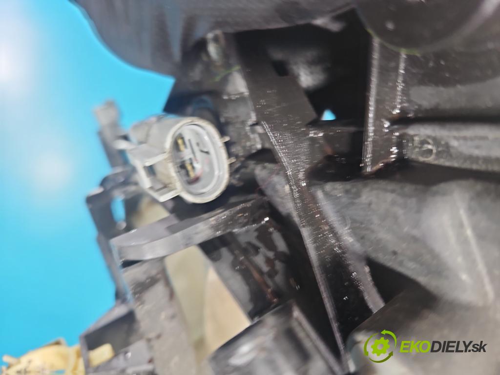 Toyota Verso 2009-2018 2.0 D4D 125 hp manual 92 kW 1998 cm3 5- ventilátor chladič 16040-0R210