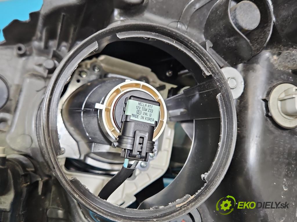 Toyota Verso 2009-2018 2.0 D4D 125 HP manual 92 kW 1998 cm3 5- Reflektor: pravý 81130-0F161-00 (Svetlo predné pravé)