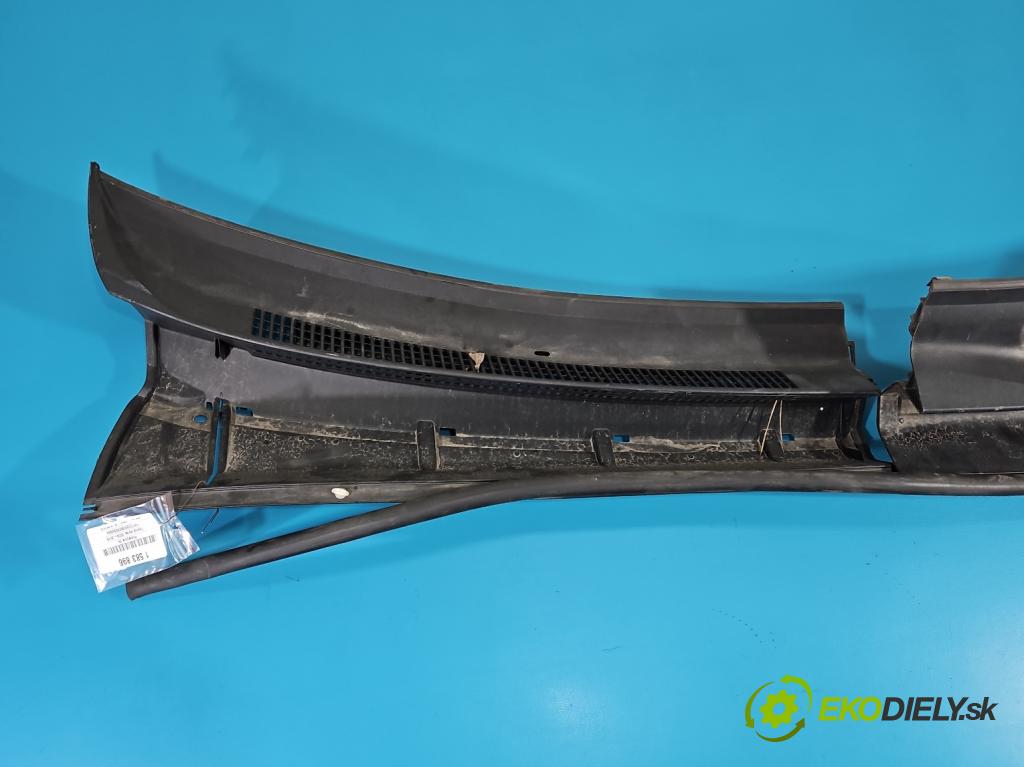 Toyota Verso 2009-2018 2.0 D4D 125 HP manual 92 kW 1998 cm3 5- torpédo 55782-0F050 (Torpédo (plast pod čelným sklom))