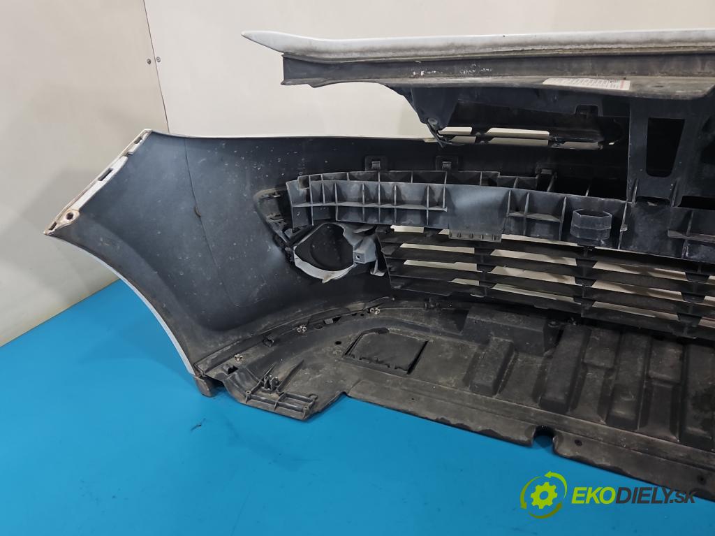 Renault Clio III 2005-2012 1.5 dci 68 HP manual 50 kW 1461 cm3 3- nárazník predné  (Kľučka dverí ostatné)