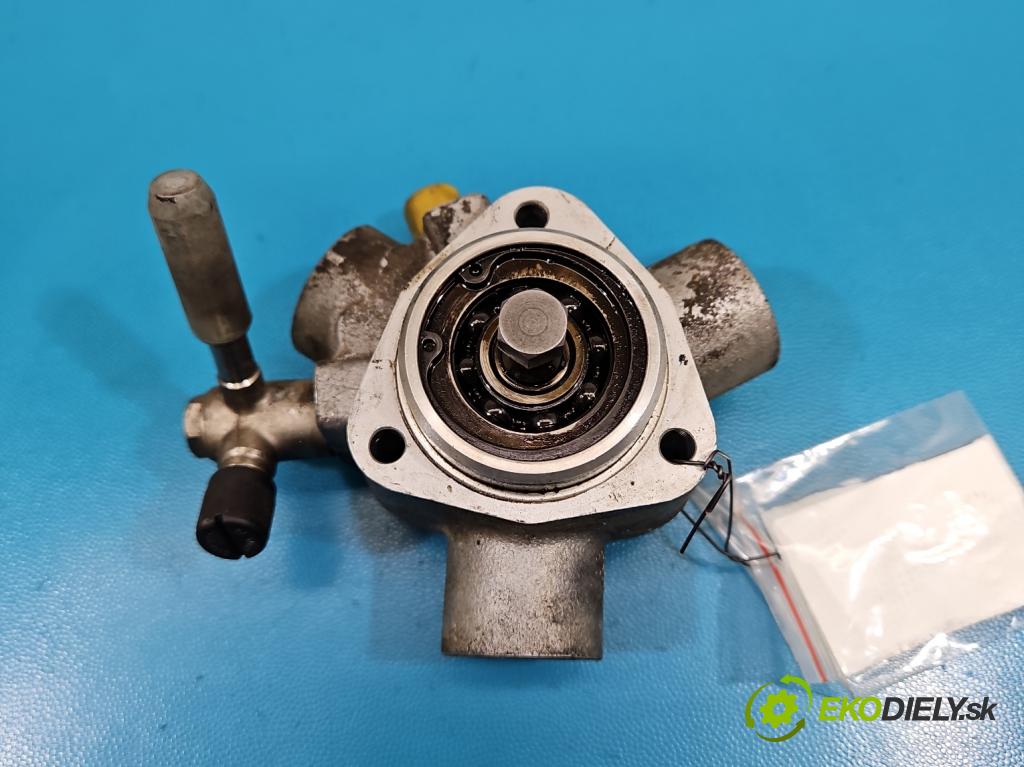Opel Signum 2.2 16V 155 HP manual 114 kW 2198 cm3 5- čerpadlo palivo