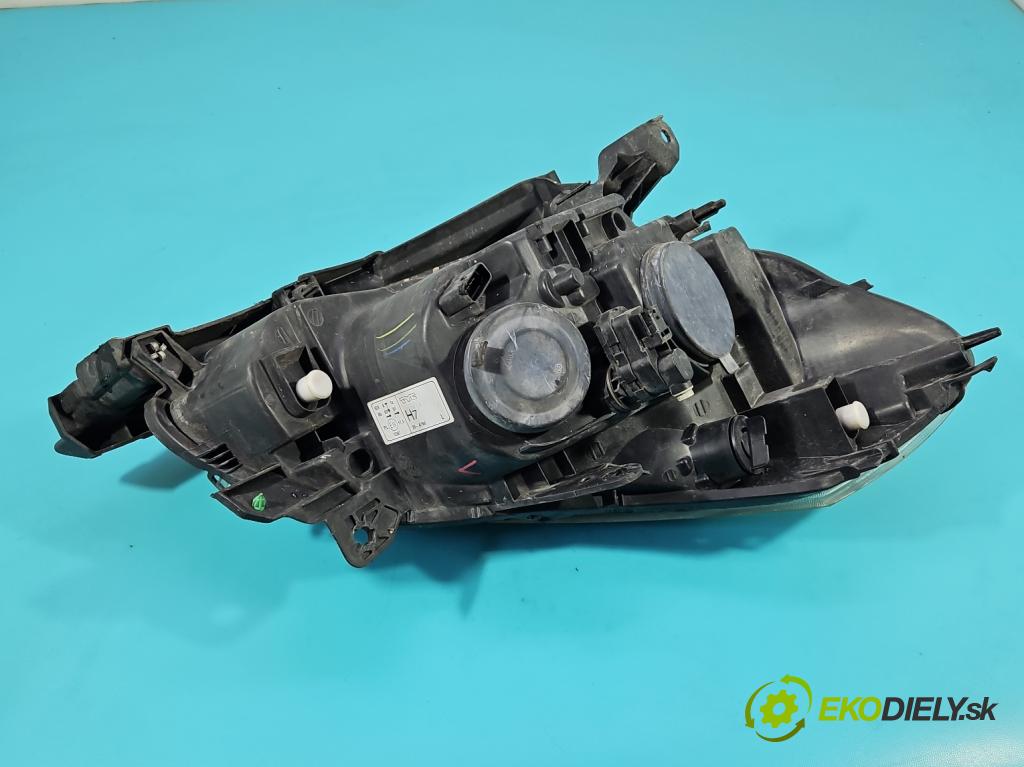 Renault Clio III 2005-2012 1.5 dci 68 HP manual 50 kW 1461 cm3 3- Reflektor: ľavý  (Kľučka dverí ostatné)