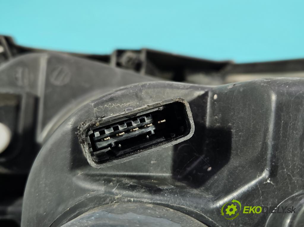 Renault Clio III 2005-2012 1.5 dci 68 HP manual 50 kW 1461 cm3 3- Reflektor: ľavý  (Kľučka dverí ostatné)