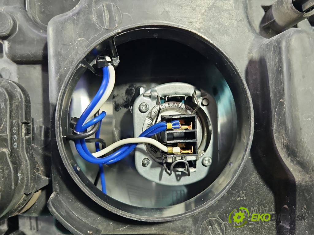 Renault Clio III 2005-2012 1.5 dci 68 HP manual 50 kW 1461 cm3 3- Reflektor: ľavý  (Kľučka dverí ostatné)