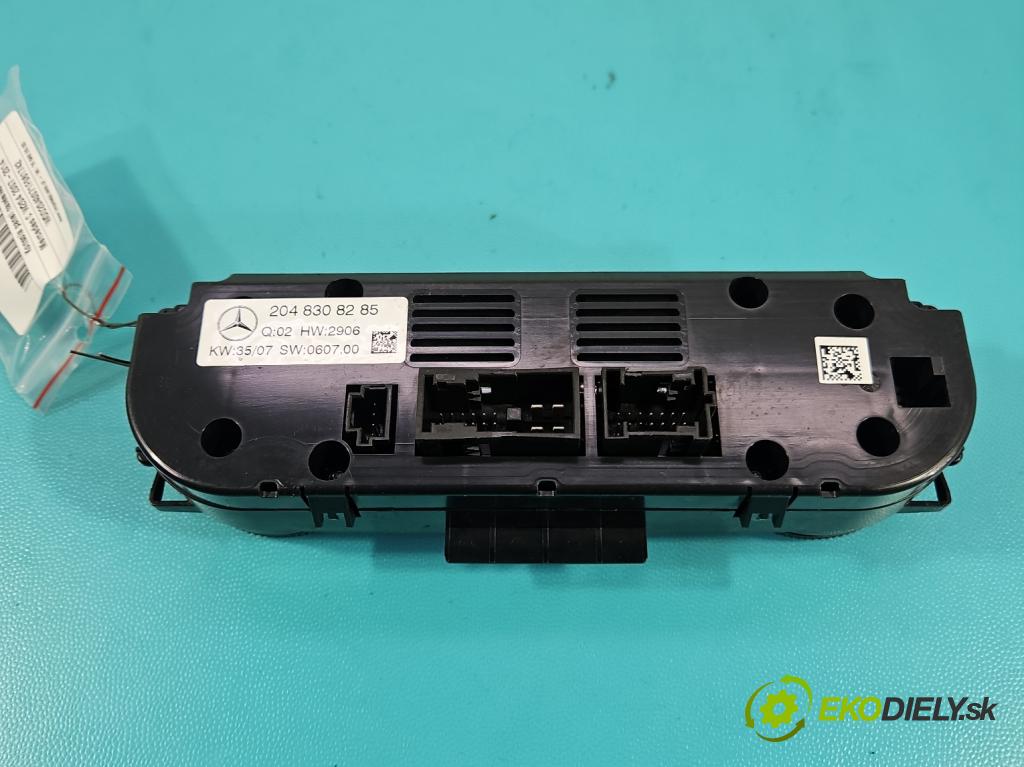 Mercedes C W204 2007-2014 2.2 CDI 136 HP manual 100 kW 2148 cm3 4- panel kúrenia 2048308285
