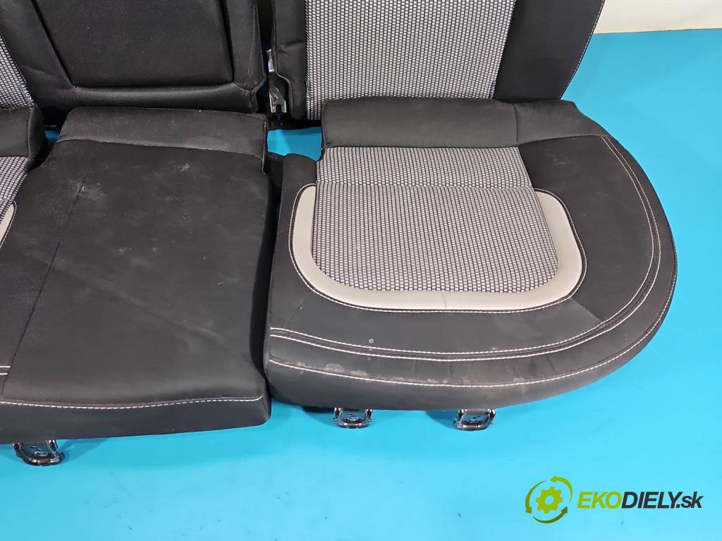 Kia Ceed II 2012-2018 1.6 crdi 128 HP manual 94 kW 1582 cm3 5- Pohovka: zadné (Sedadlo)