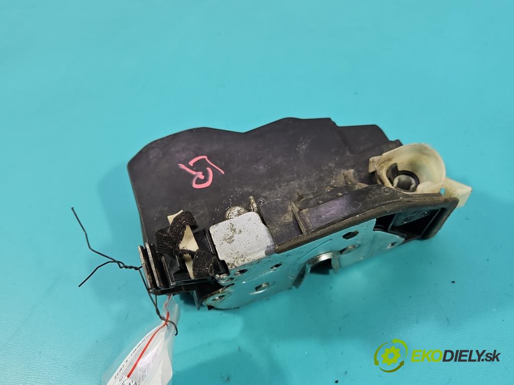 Bmw 3 F30 2011-2018 2.0d 184hp automatic 135 kW 1995 cm3 5- zámok predné ľavý 4822441