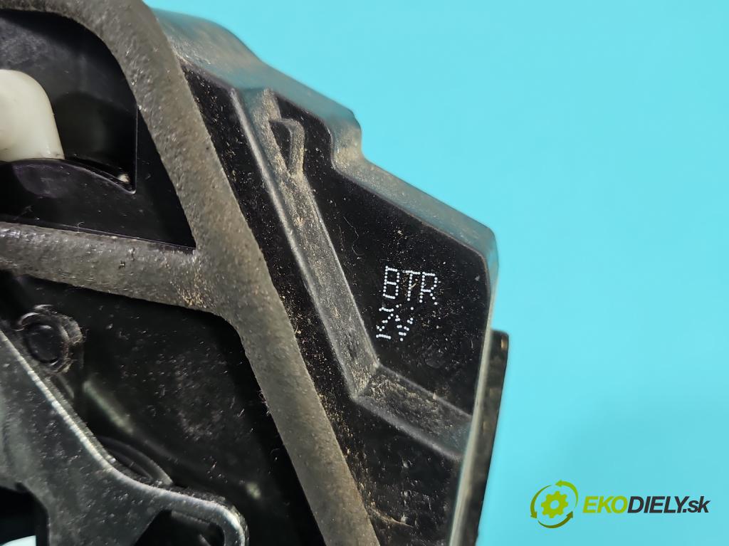 Bmw 3 F30 2011-2018 2.0d 184hp automatic 135 kW 1995 cm3 5- zámok predné pravý 4822440