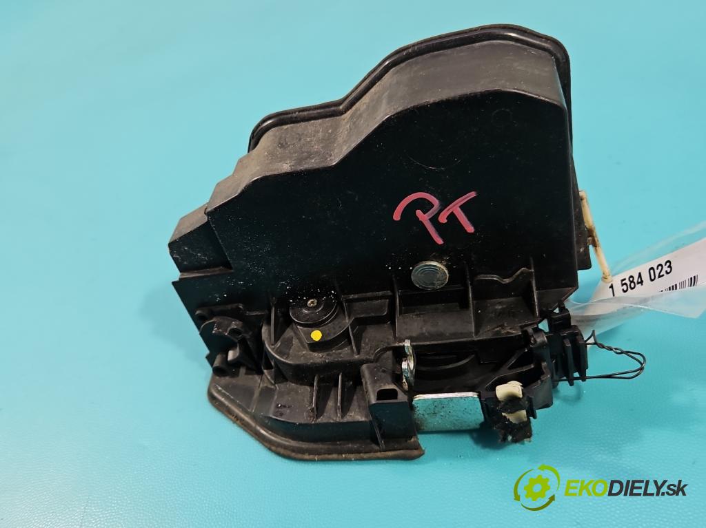 Bmw 3 F30 2011-2018 2.0d 184hp automatic 135 kW 1995 cm3 5- zámok zadné pravý 4822442