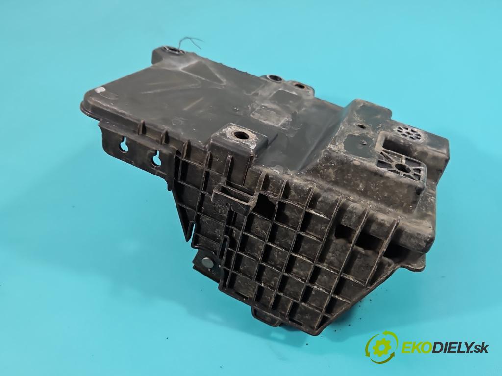 Ford Focus Mk4 2018- 1.0 ecoboost 125 HP manual 92 kW 999 cm3 5- obal akumulatora JX6B-10723-AA