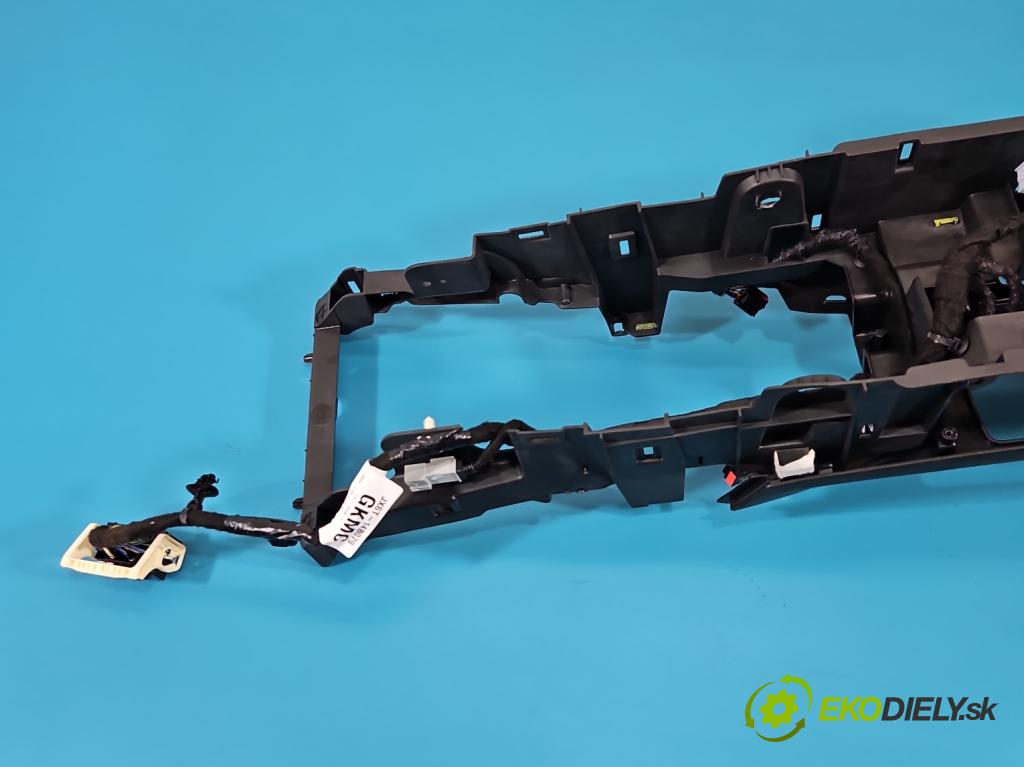 Ford Focus Mk4 2018- 1.0 ecoboost 125 HP manual 92 kW 999 cm3 5- operadlo  (Lakťová opierka)