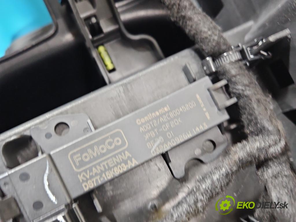 Ford Focus Mk4 2018- 1.0 ecoboost 125 HP manual 92 kW 999 cm3 5- operadlo  (Lakťová opierka)