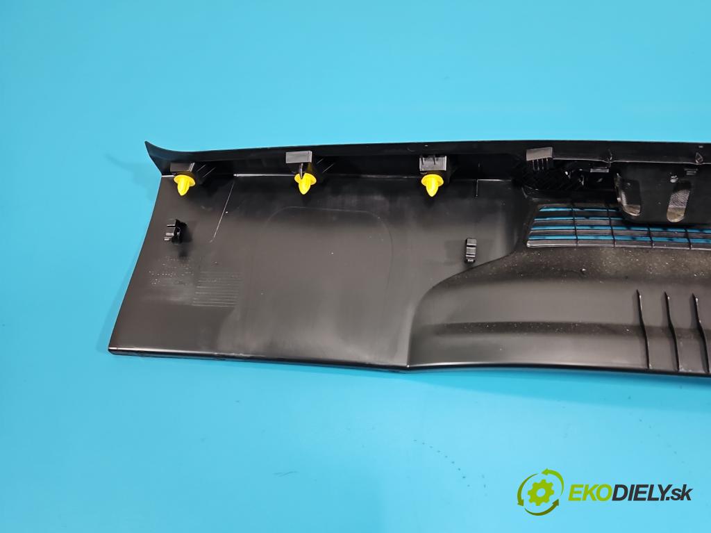 Ford Focus Mk4 2018- 1.0 ecoboost 125 HP manual 92 kW 999 cm3 5- kryt plast JX7B-A40352-AEW