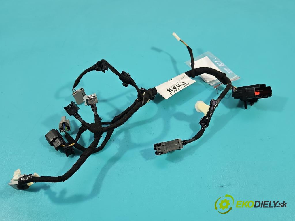 Ford Focus Mk4 2018- 1.0 ecoboost 125 hp manual 92 kW 999 cm3 5- snímač parkování JX6T-15K857-GBAB