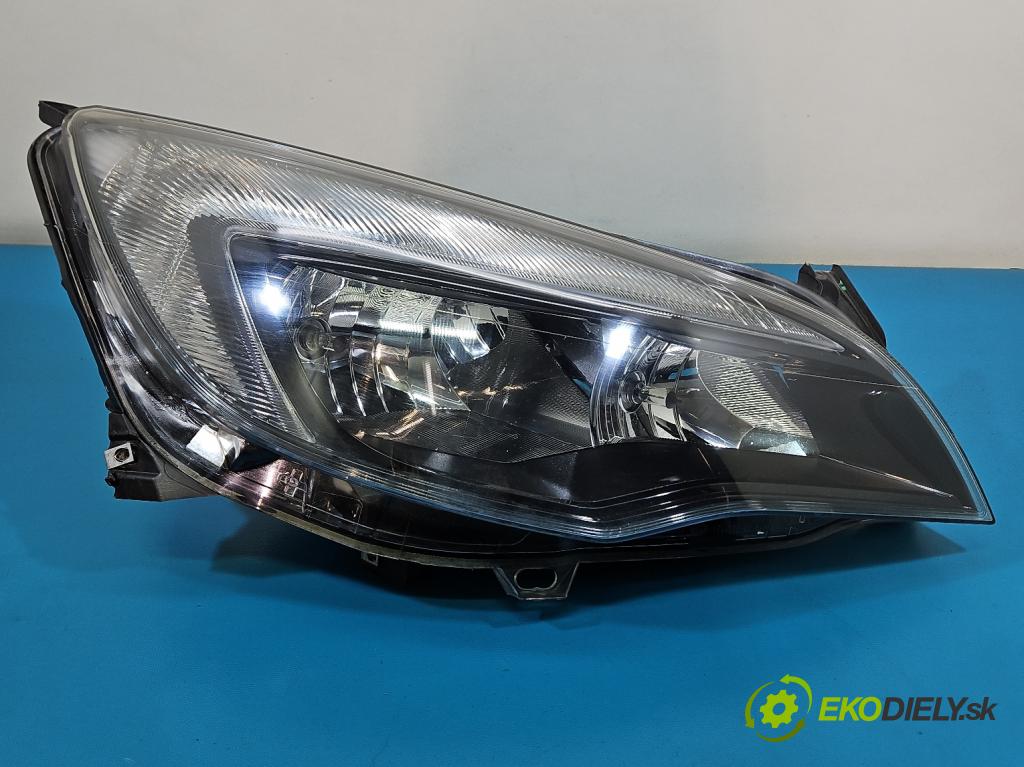Opel Astra IV 2009-2015 1.4 T 140 HP manual 103 kW 1364 cm3 4- Reflektor: pravý 13371596 (Svetlo predné pravé)