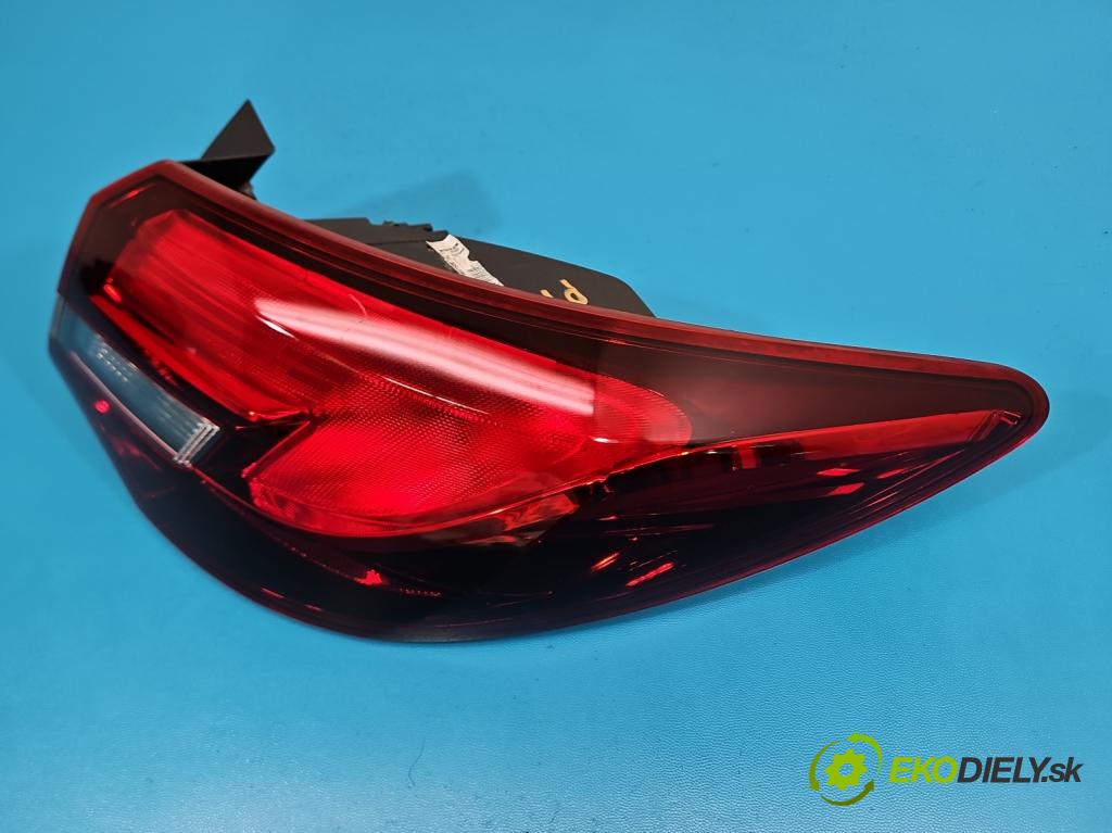 Opel Astra IV 2009-2015 1.4 T 140 hp manual 103 kW 1364 cm3 4- světlo zadní pravé 90015087 (Klika dveří ostatní)